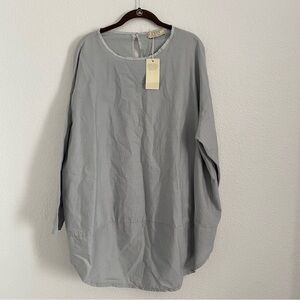 NWT SAGA Women's One Size Gray Long Sleeve Tunic Top